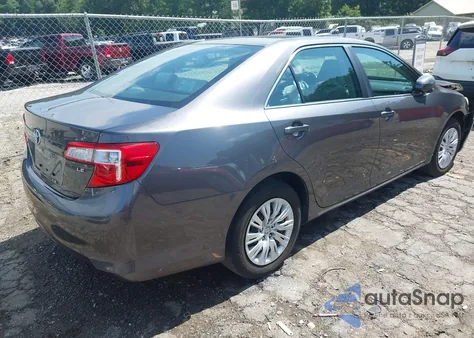 2014 Toyota Camry L/Se/Le/Xle z USA, uszkodzony, nr VIN 4T4BF1FKXER357161